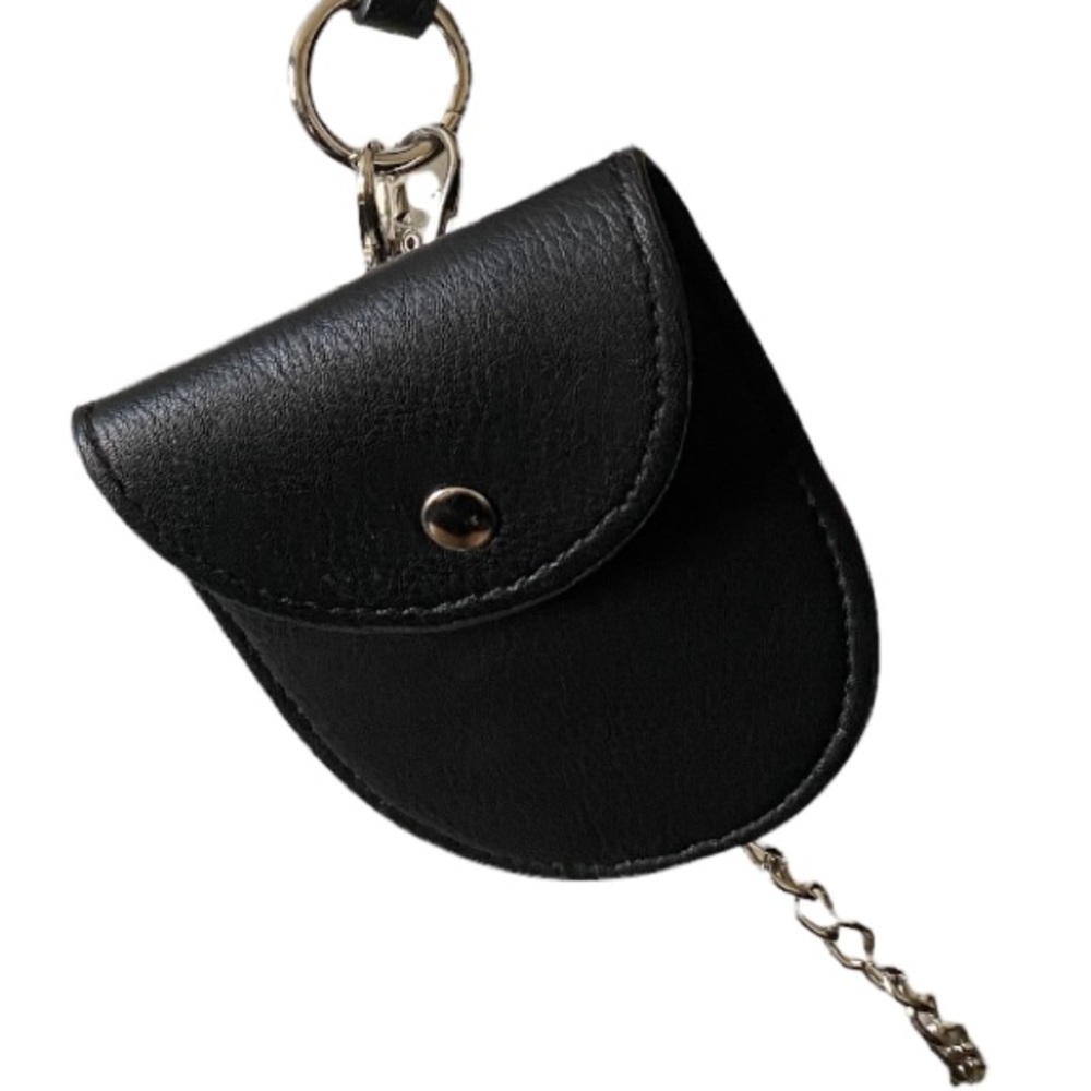 NEW Faux Leather Eyelet Belt with Chain and Pouch - Picture 4 of 4